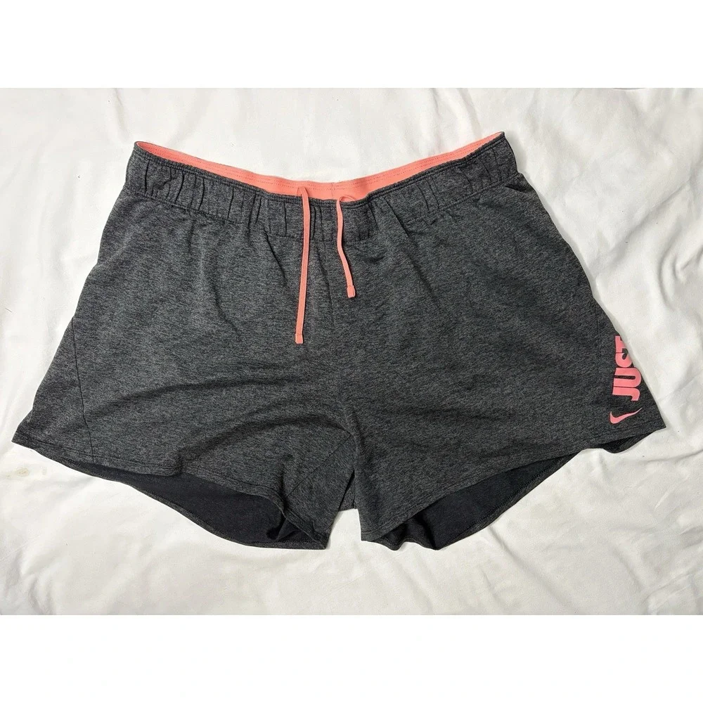 Nike Just Do It Athletic Shorts Women's XL Black Pockets 944262-010